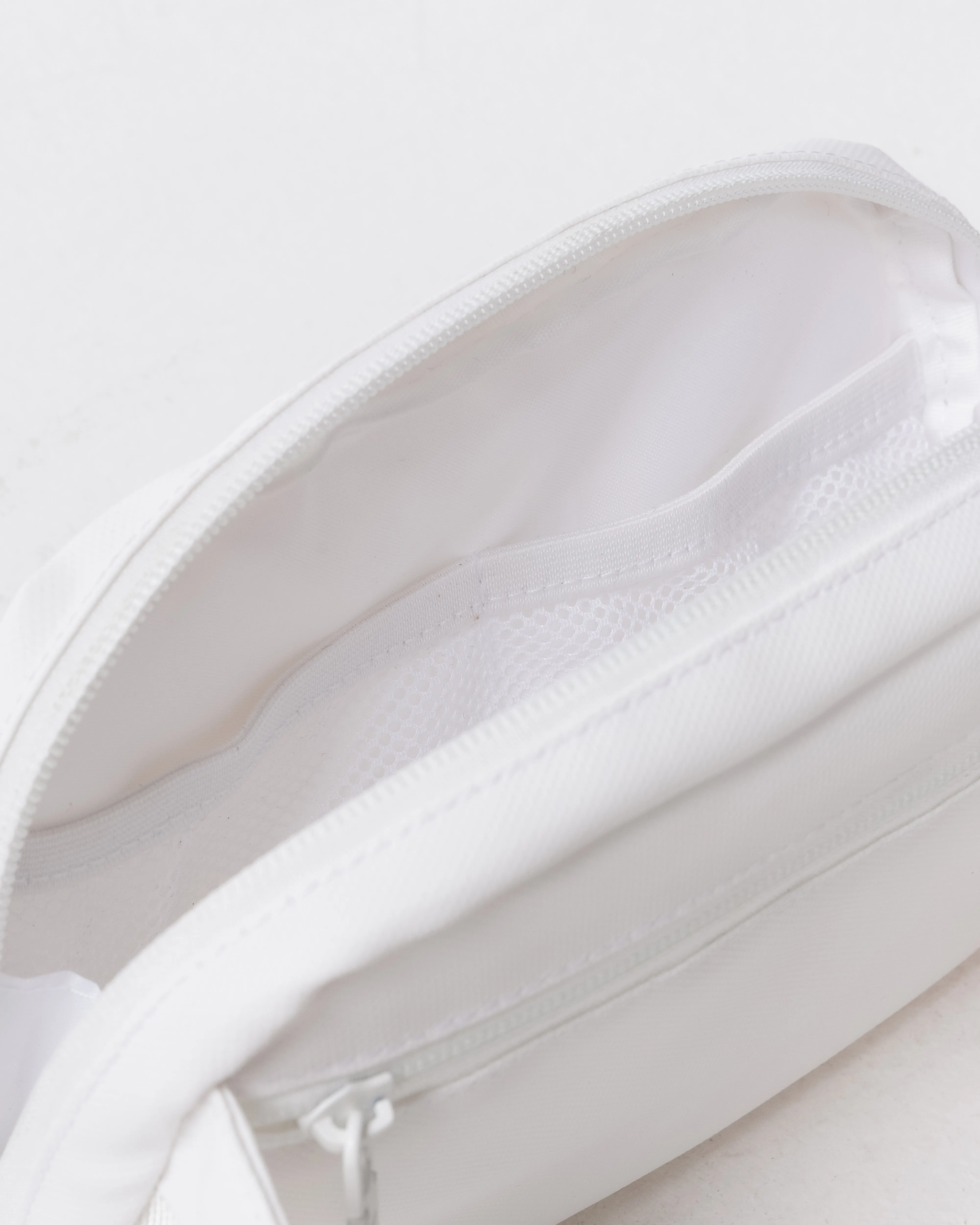 Alphalete Core Crossbody - White