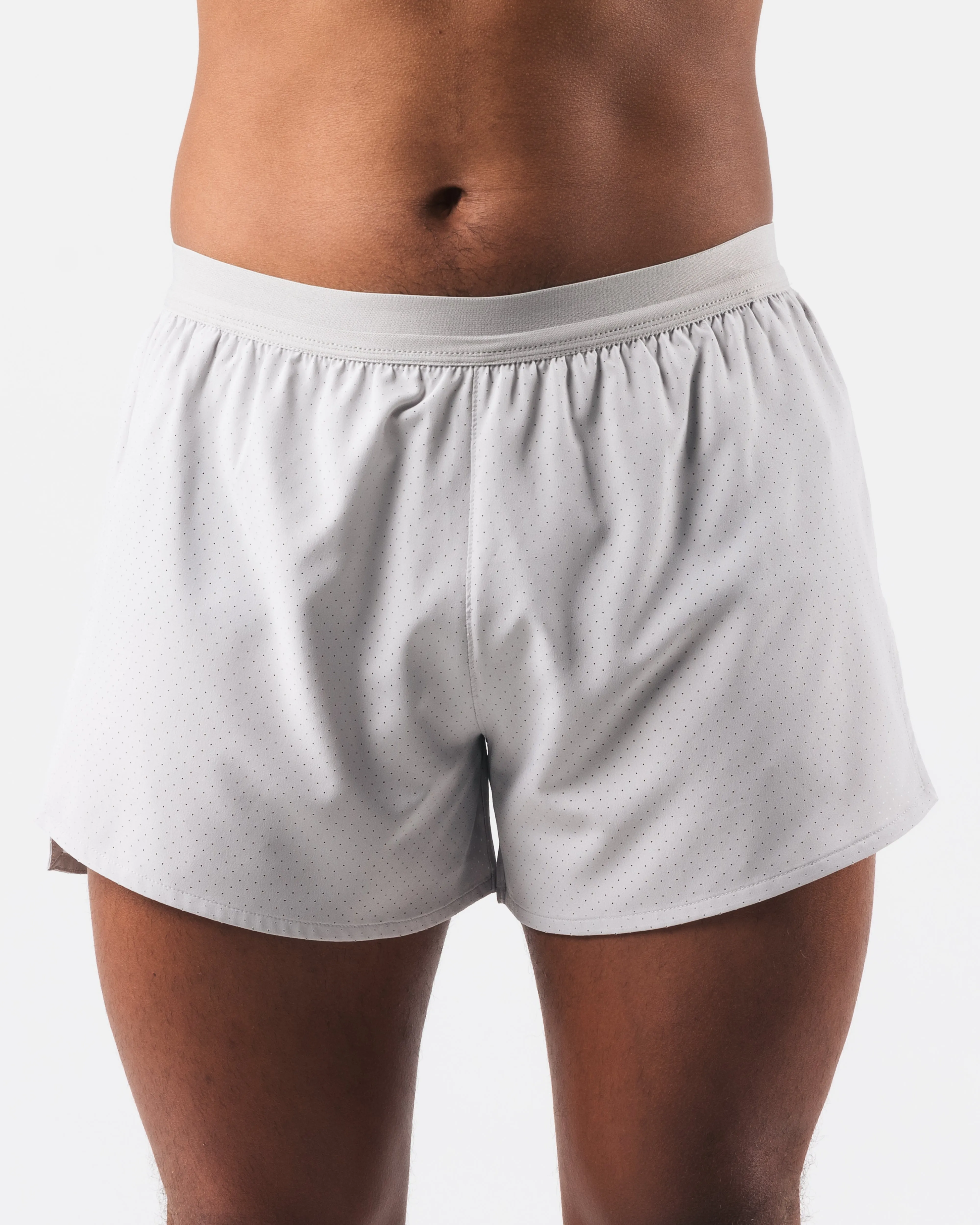 Alphalete Zero Classic Short - Light Grey