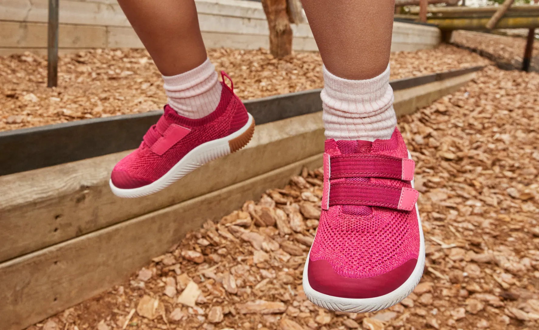 Keen Big Kids' KNX Knit Double Strap  |  Black/Evening Primrose