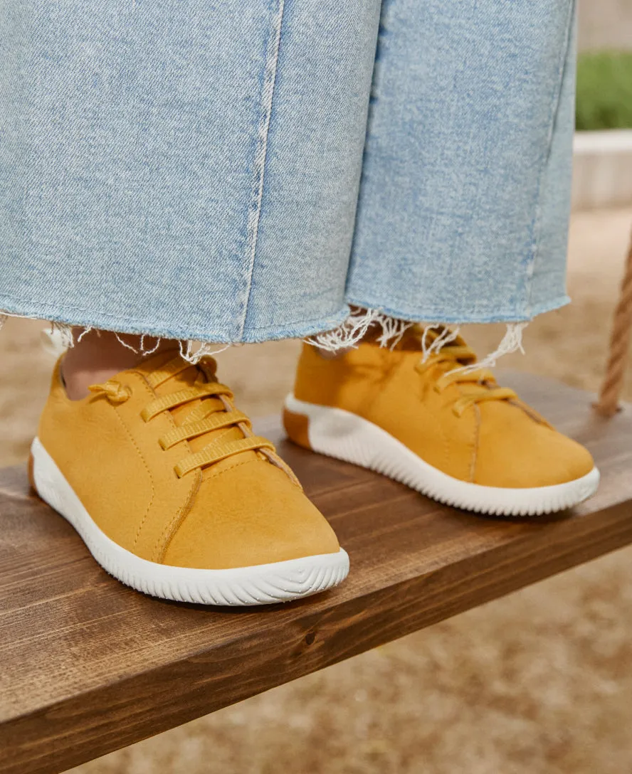 Keen Big Kids' KNX Leather Sneaker  |  Daffodil/Star White