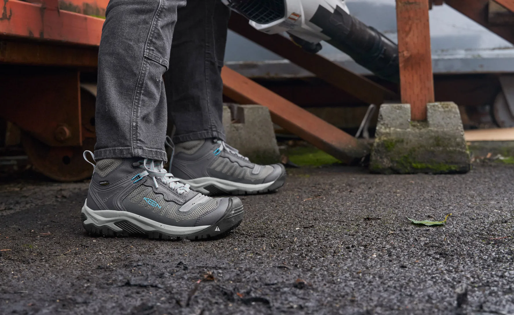 Keen Women's Reno Waterproof Mid (Soft Toe)  |  Magnet/Ipanema
