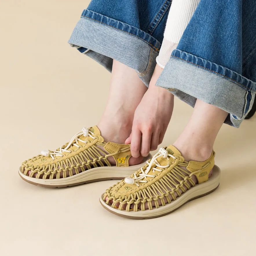 Keen Women's UNEEK Sneaker x IWD  |  Mimosa 2